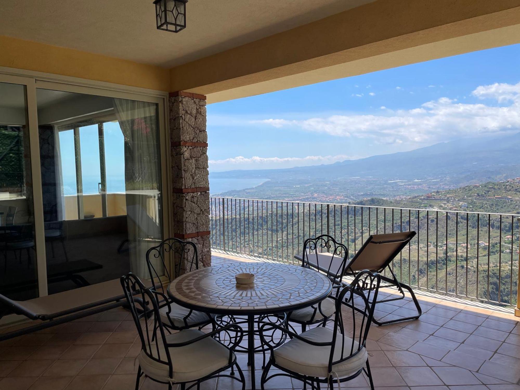 Villa Da Vinci Luxury Panoramic Apartments - Taormina Rooms Collection 外观 照片