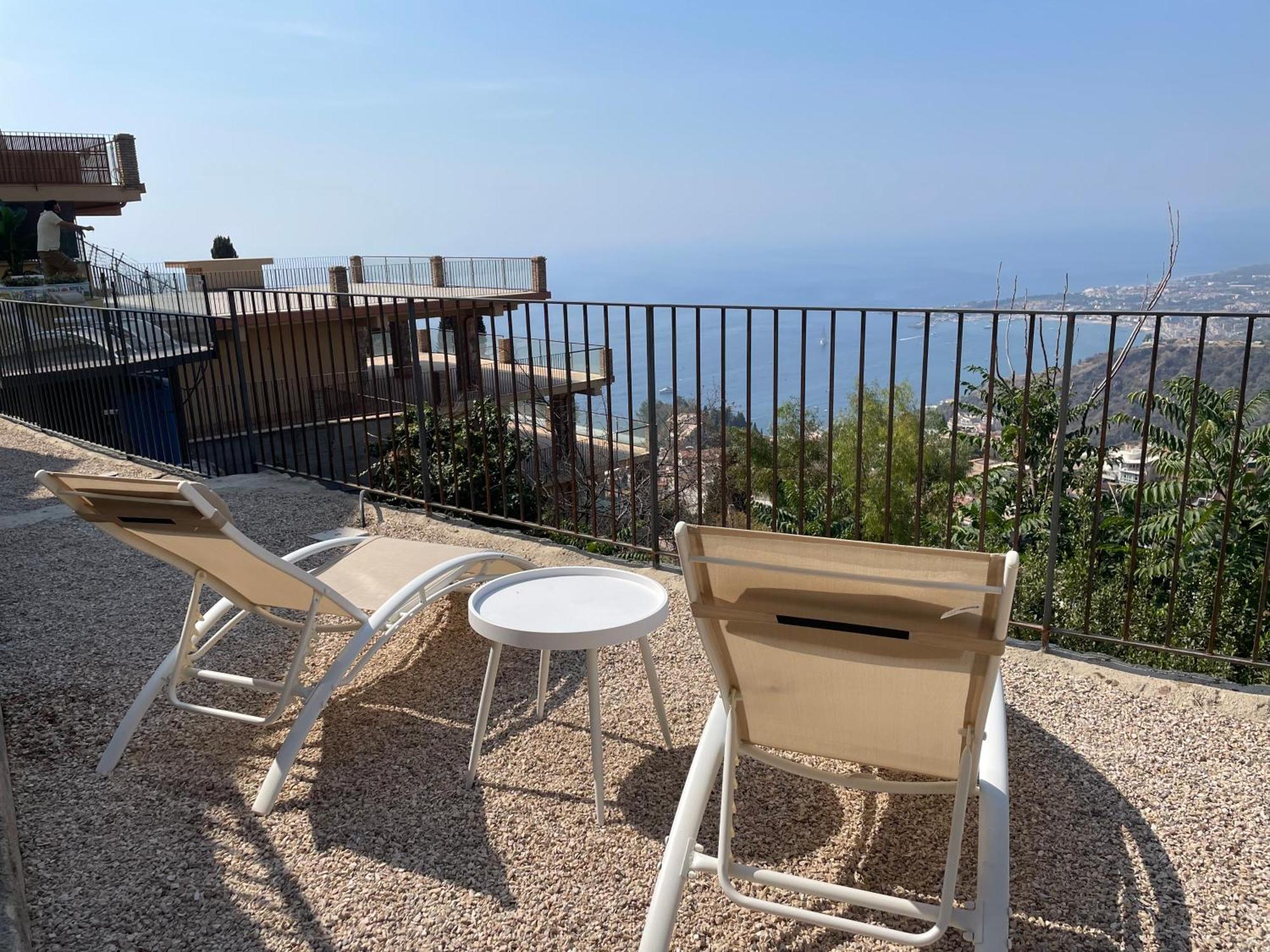 Villa Da Vinci Luxury Panoramic Apartments - Taormina Rooms Collection 外观 照片
