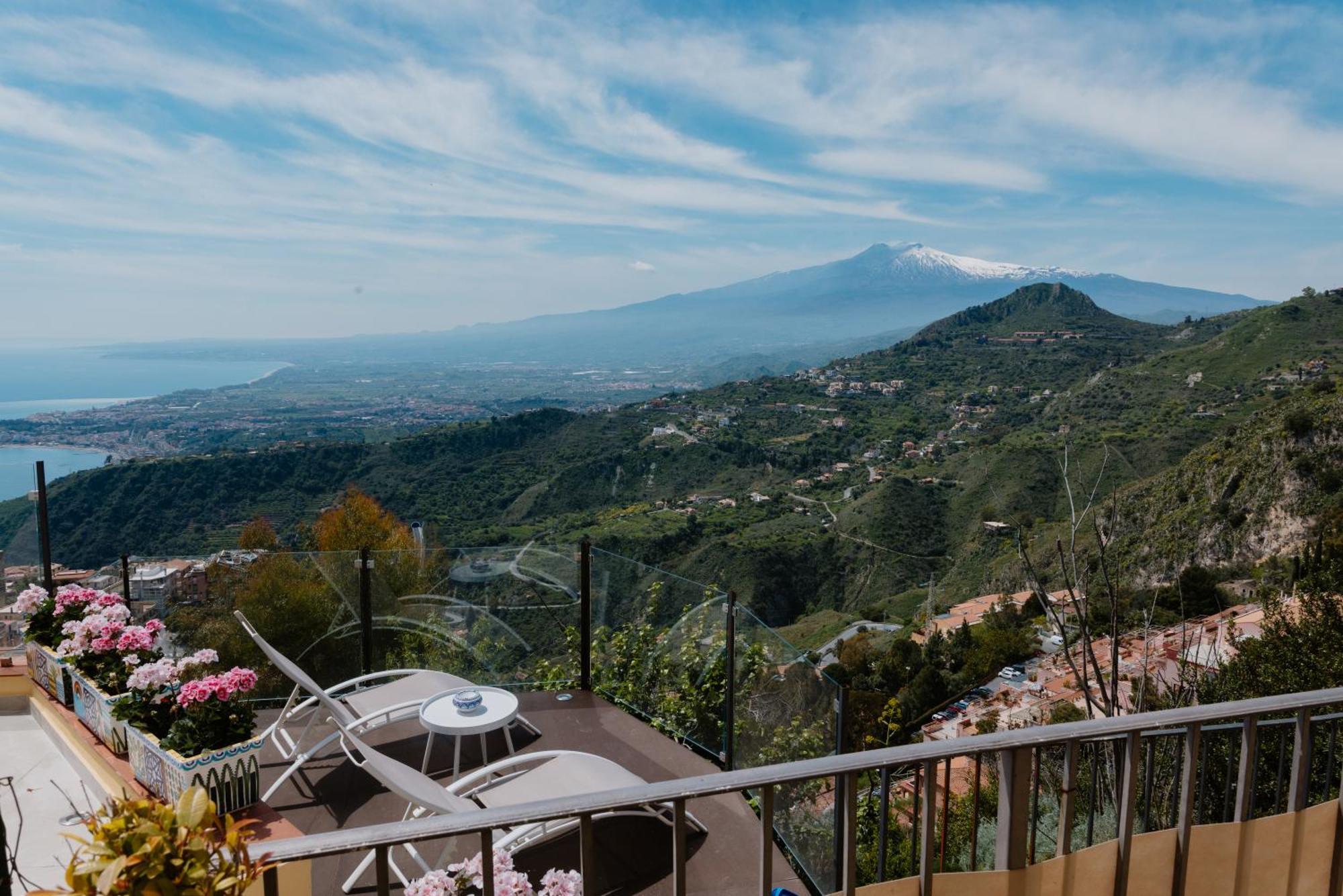 Villa Da Vinci Luxury Panoramic Apartments - Taormina Rooms Collection 外观 照片