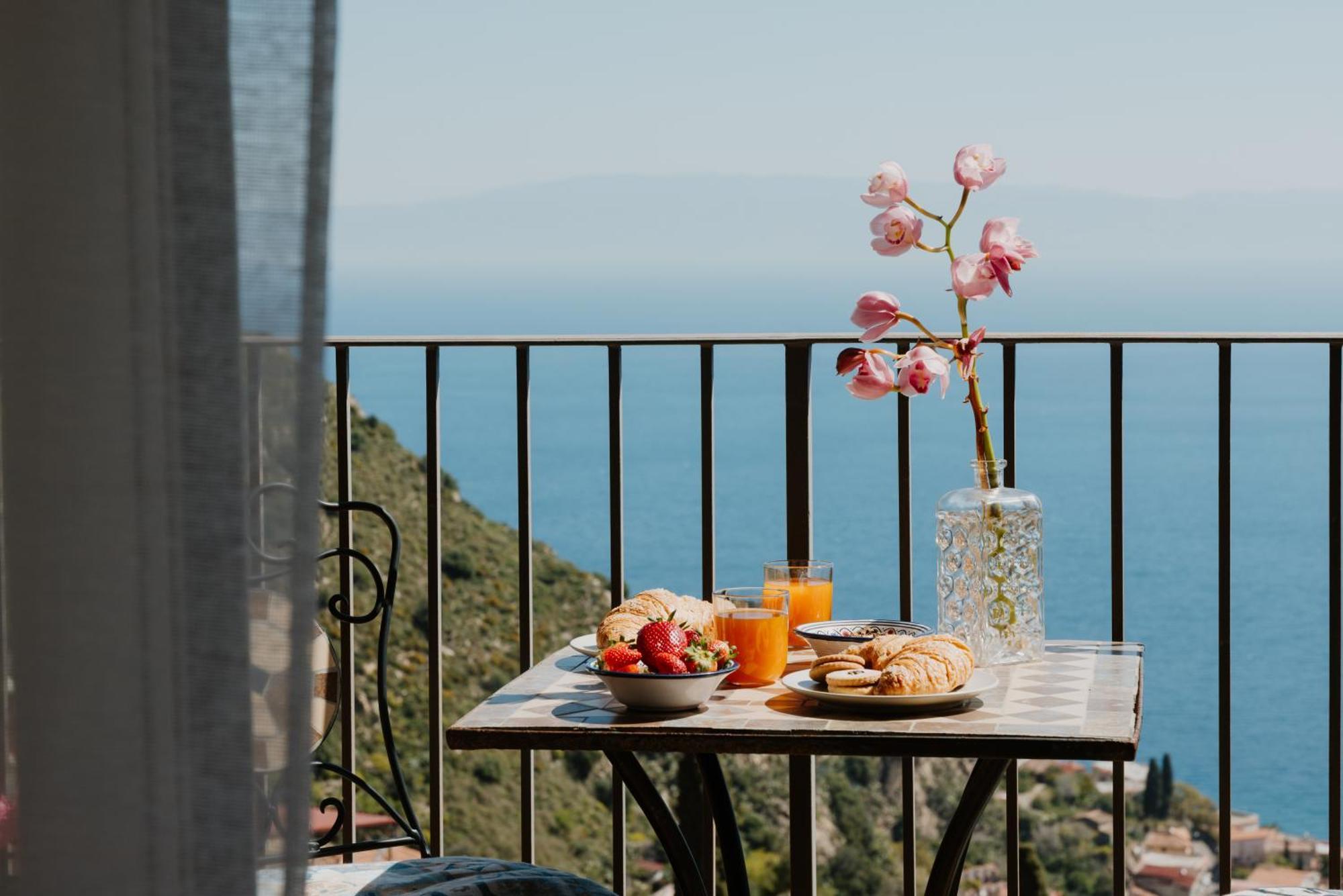 Villa Da Vinci Luxury Panoramic Apartments - Taormina Rooms Collection 外观 照片