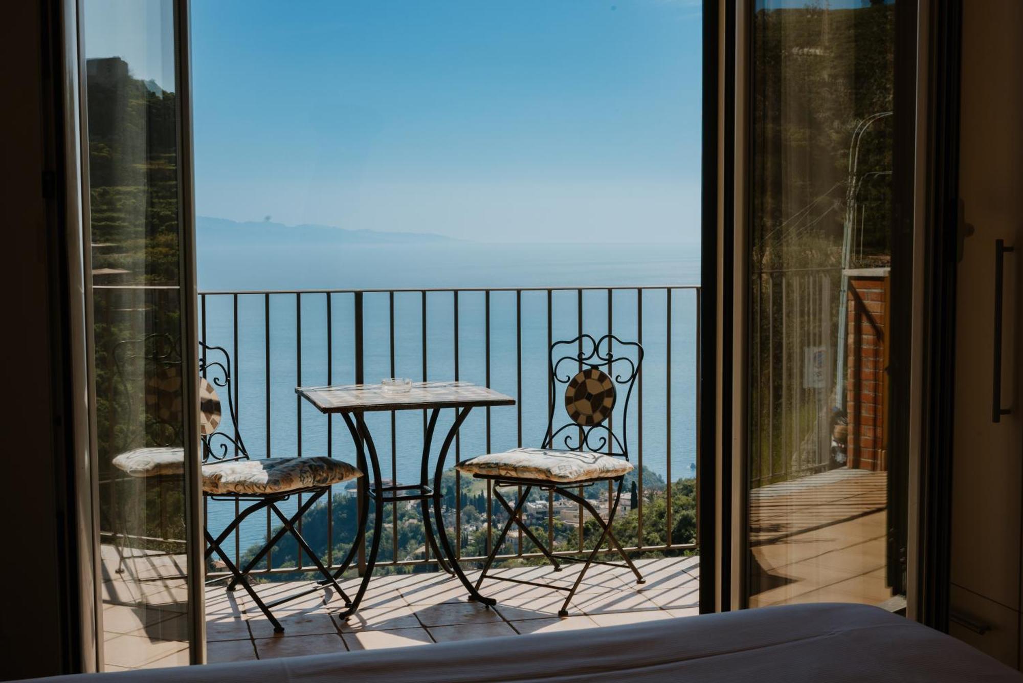 Villa Da Vinci Luxury Panoramic Apartments - Taormina Rooms Collection 外观 照片